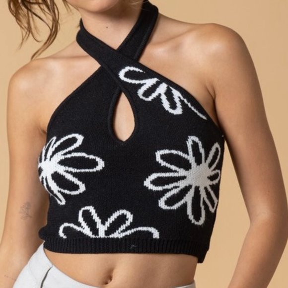 The Wild Clover Tops - ❌SOLD OUT❌ SPRING BLOOMS FLORAL KNIT CRISS CROSS CROP TOP